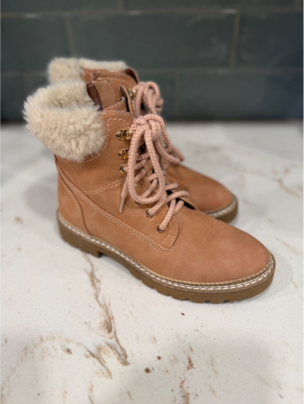 Steve Madden Women's Alaska Nude/Tan Faux Fur Cuff Lace-Up Boots 6